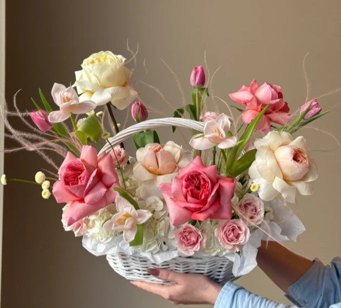 Why Flowers Are the Perfect Mother’s Day Gift