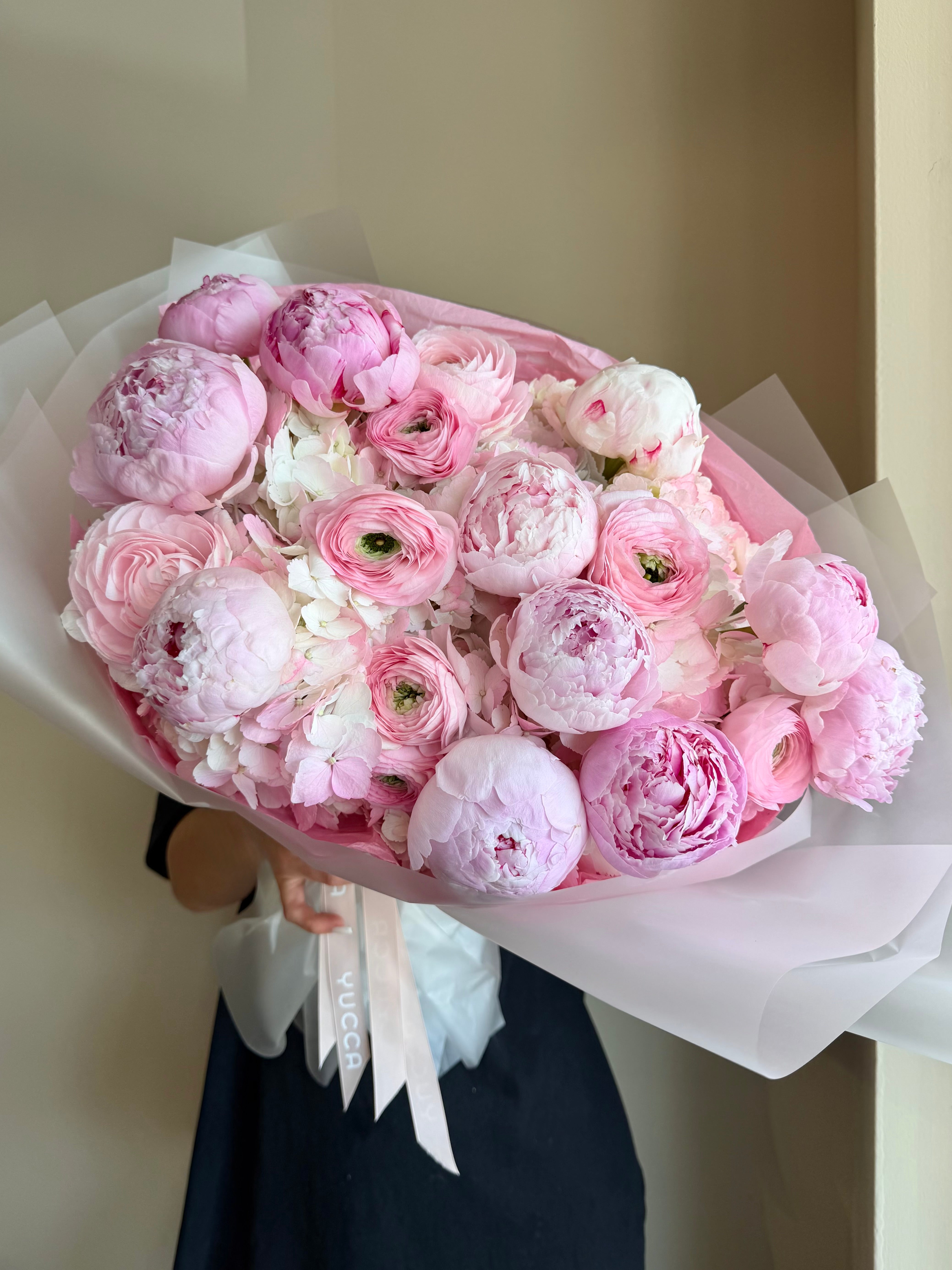 Barbie Dreams - peonies, ranunculuses, hydrangeas