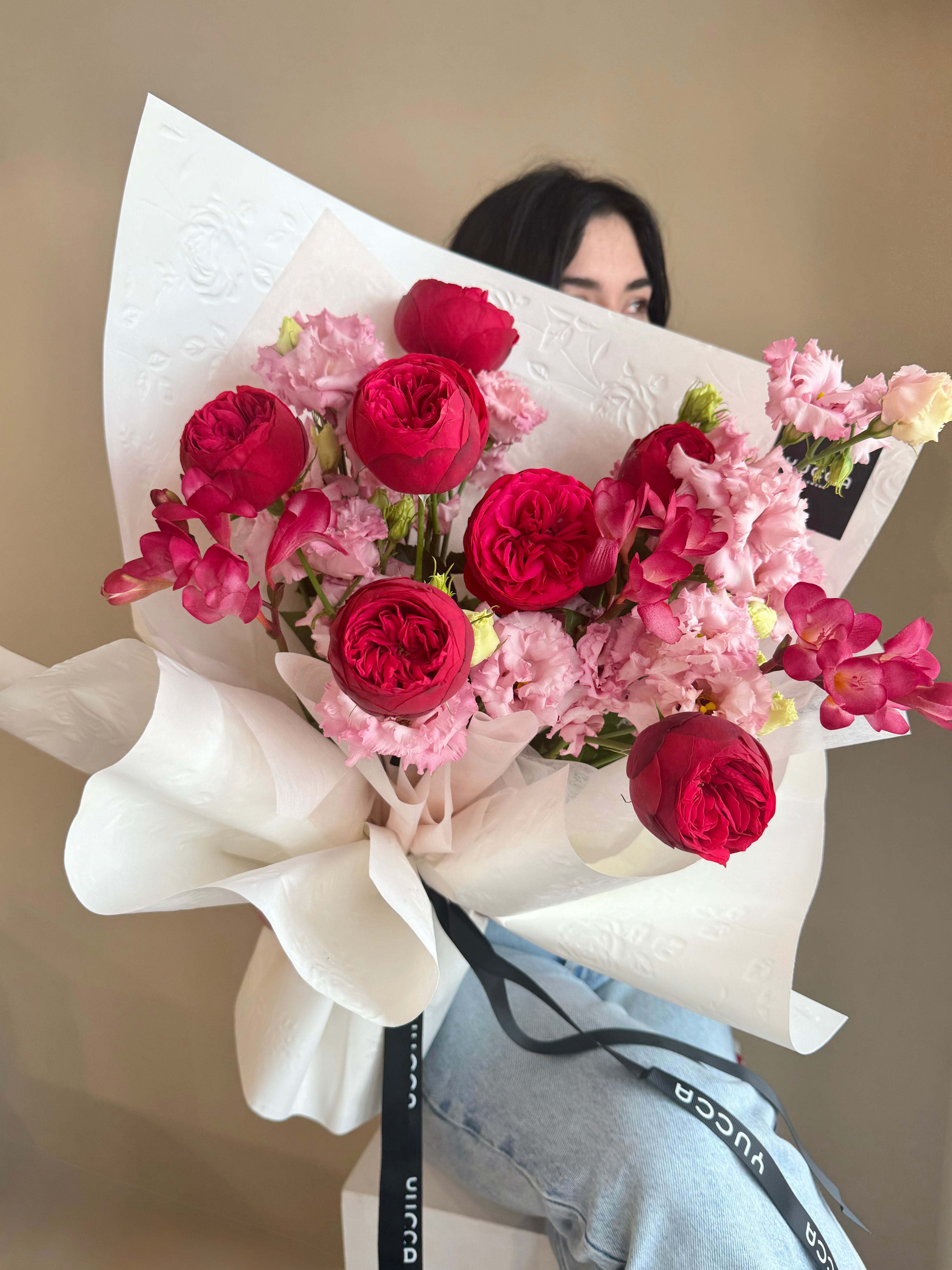 The Red Velvet - Garden roses, Lisianthus, Freesia