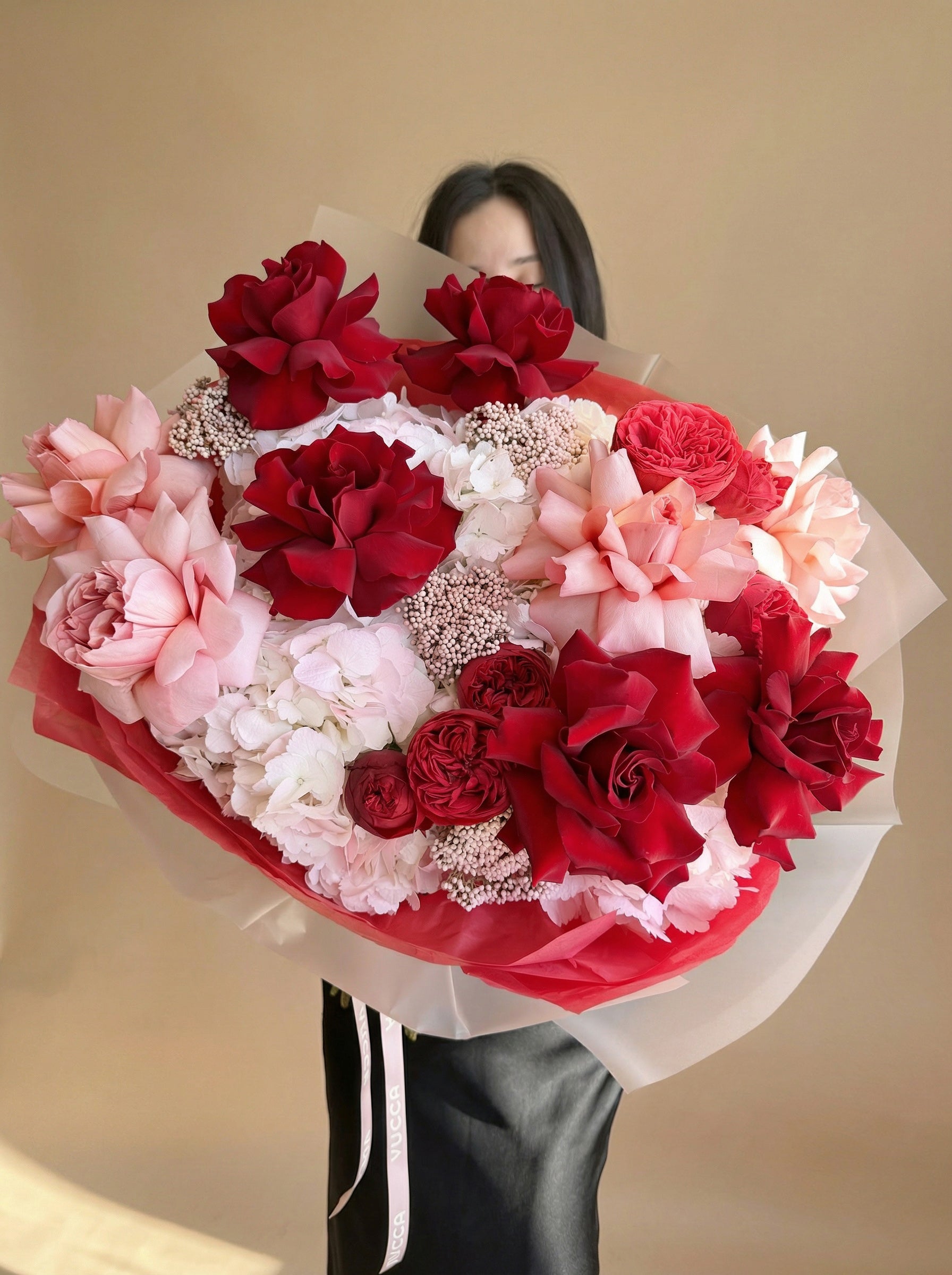 Endless Love - Premium French roses, garden roses, hydrangeas