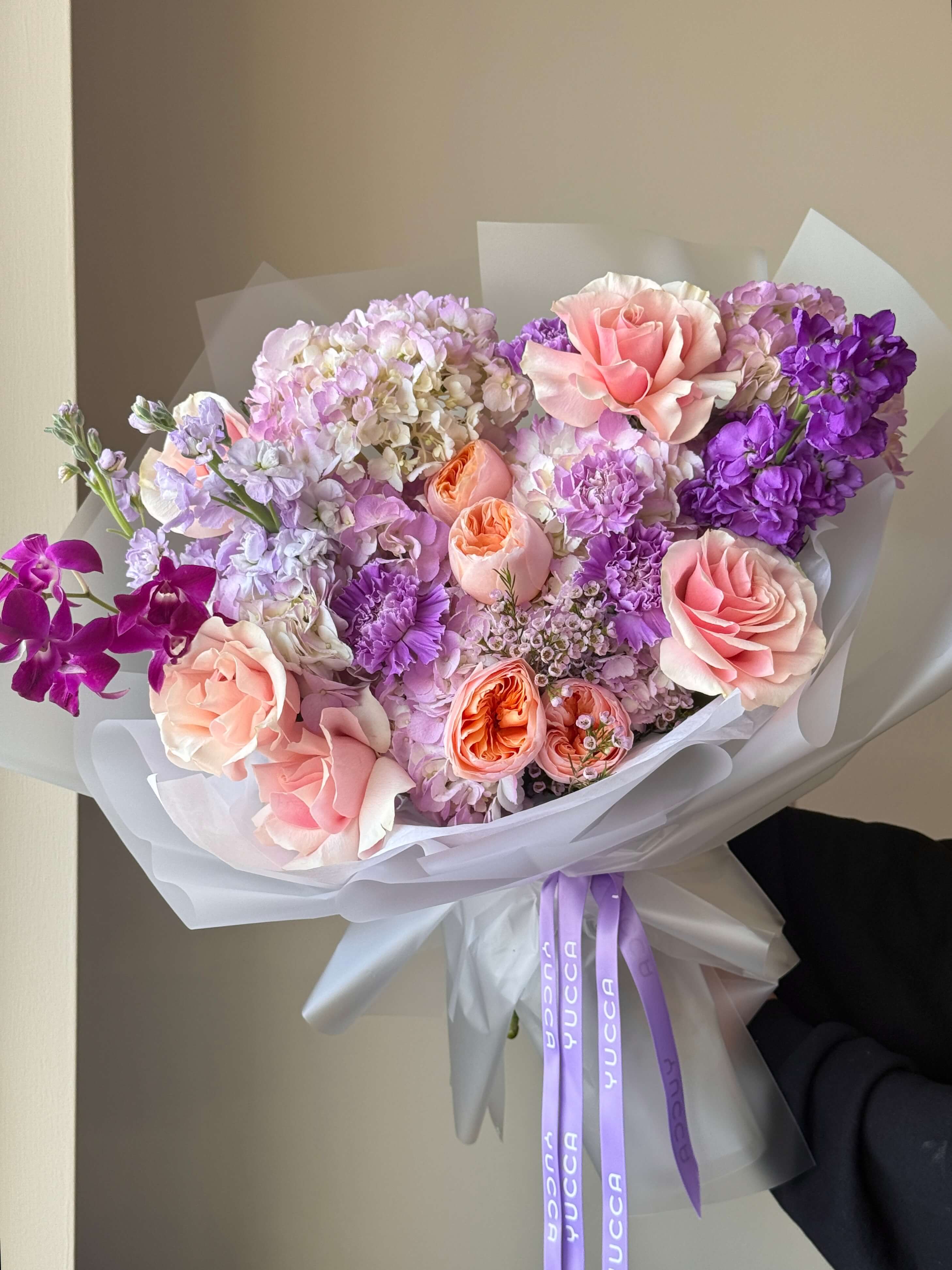 Lavender Serenity – Premium Juliet Roses & Orchids
