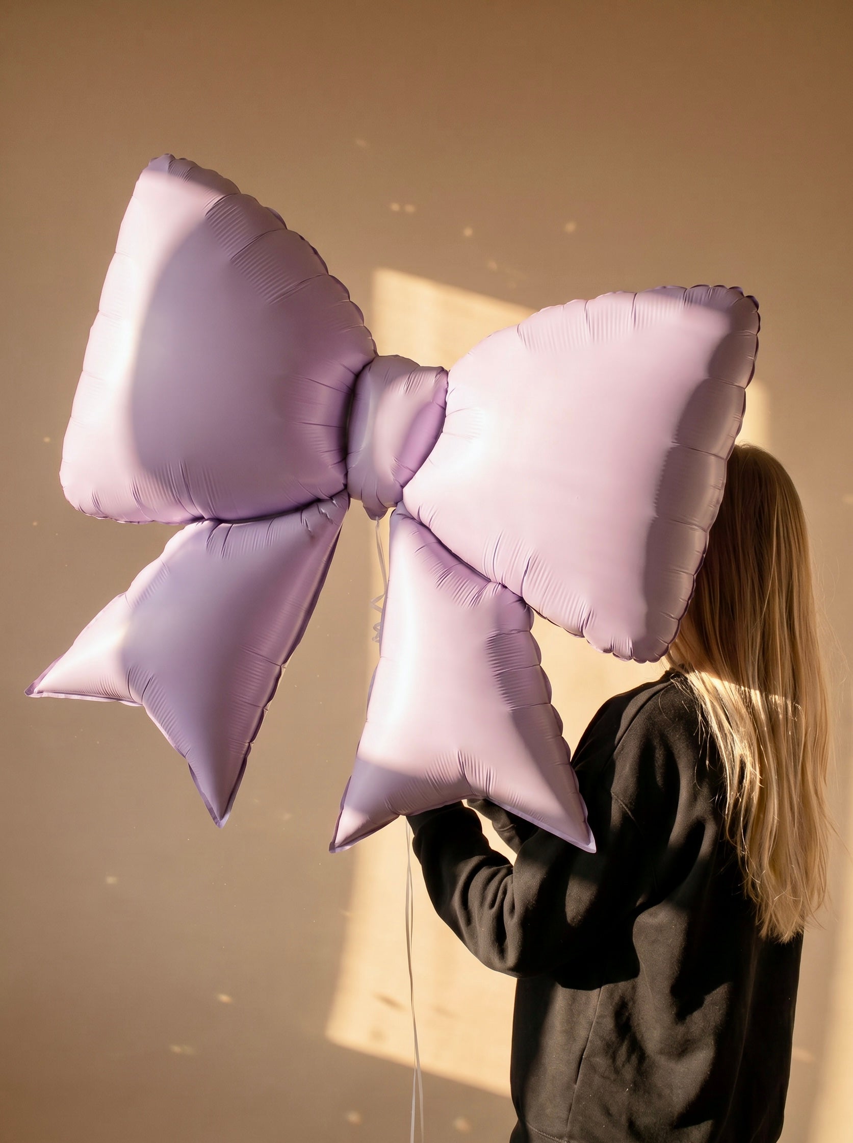 XL Bow Balloon - Lilac Lavender