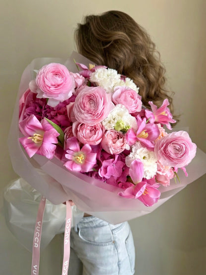 Fleur Élégante  - tulips, luxury garden roses, hydrangeas, ranunculuses