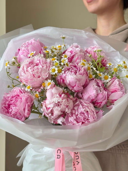 Peony Kisses