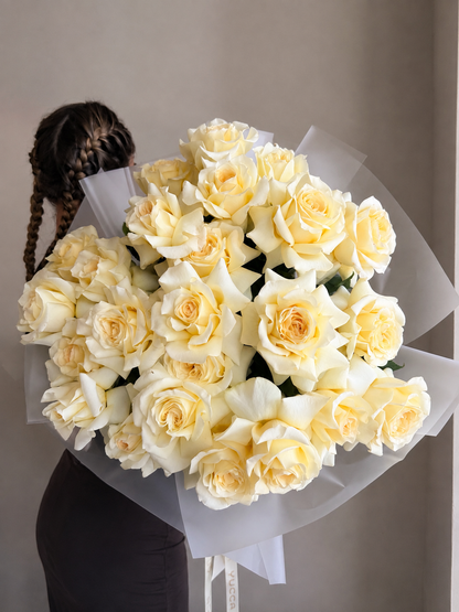 2 Dozen Premium French Cream Roses